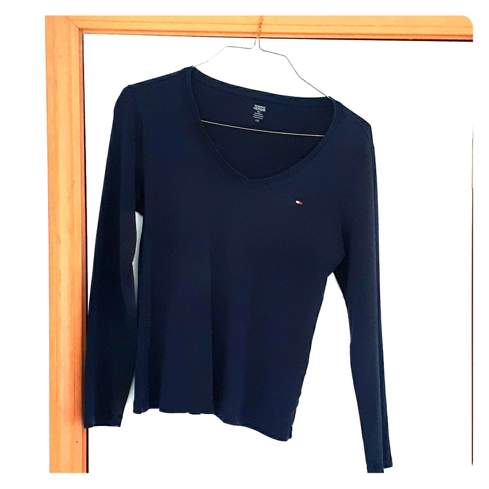 Tommy Hilfiger Larger Longsleeve Navy Tee